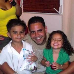 Meet your Posher, Derek